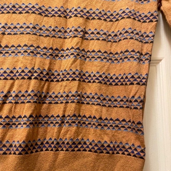 Urban Outfitters Crewneck - Picture 5 of 5